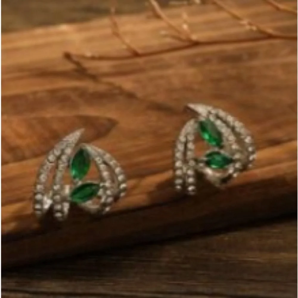 ⭐️ Firm Price ⭐️ Bundle Fashion Earrings - Picture 10 of 12